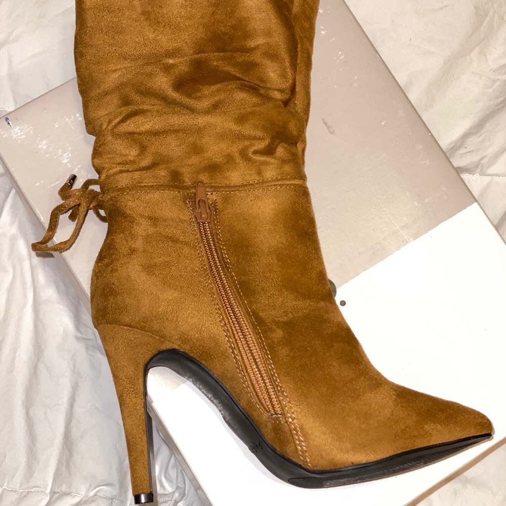 Woman's New Zigisoho Jeenie Fabric Pointed Toe heeled boots , sz 7 - Picture 2 of 15